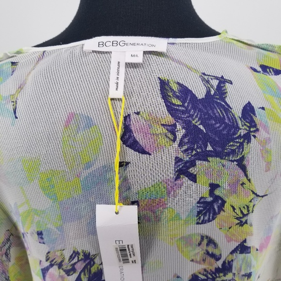 BCBGeneration Sheer Open Front Kimono M/L - Picture 6 of 6